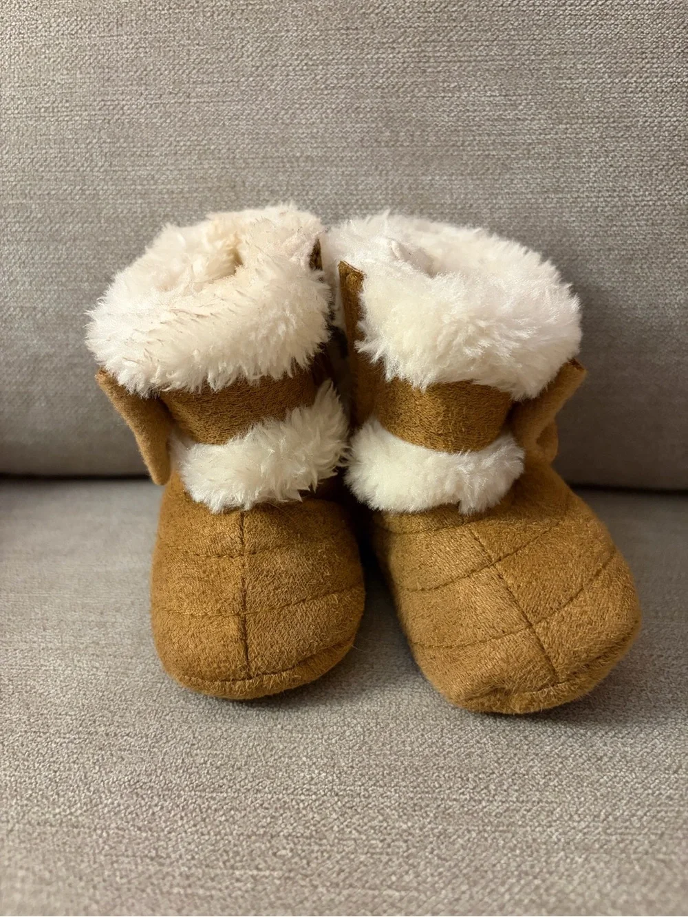 Cozy Faux-Suede Baby Booties with Fur Trim and Bow - Camel